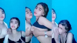 Saling Adu Toket 4_BG Pasangan Lesbi