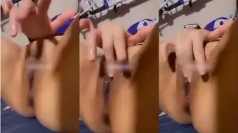 Daun Masih Muda Bugil Sange Memek Berlendir